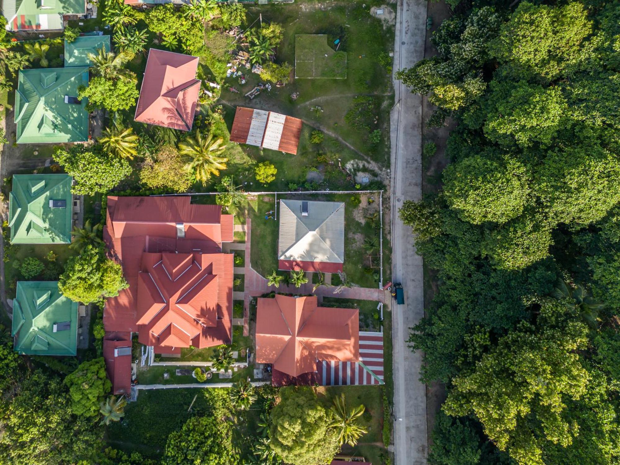 Villa Authentique La Digue Exterior photo